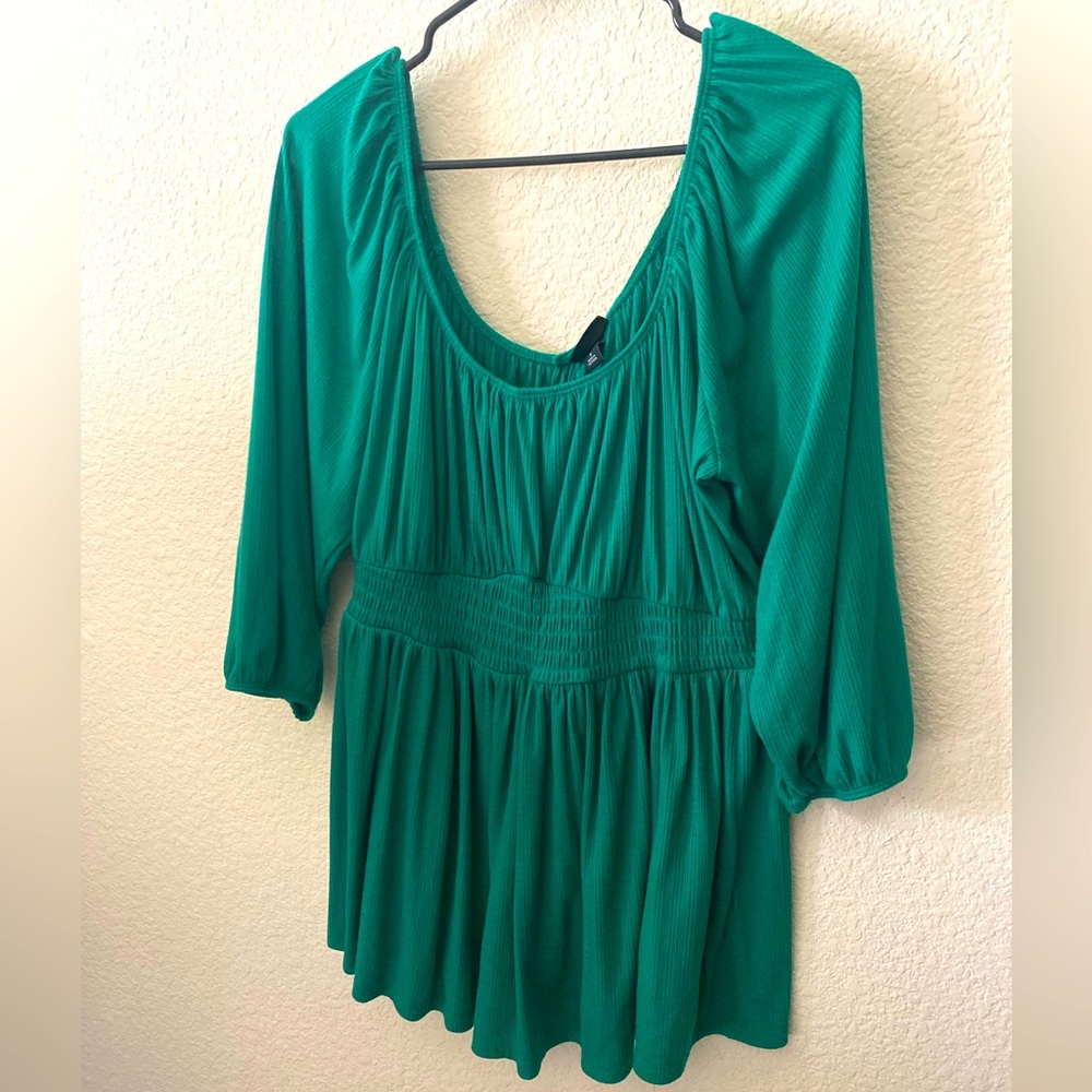 Torrid 1 / XL / XXL Textured Jersey Smocked Waist Top Irish Green